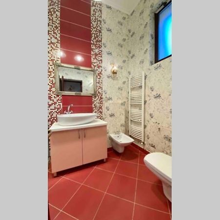 Budoir Royal Apartment Oradea Exteriör bild